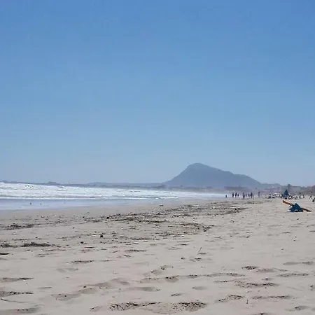 Apartamento En Primera Línea De Playa *